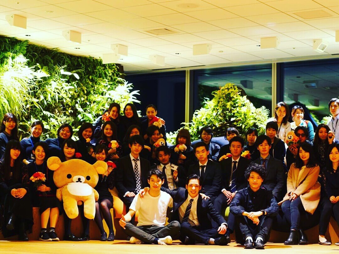 企業のカバー写真