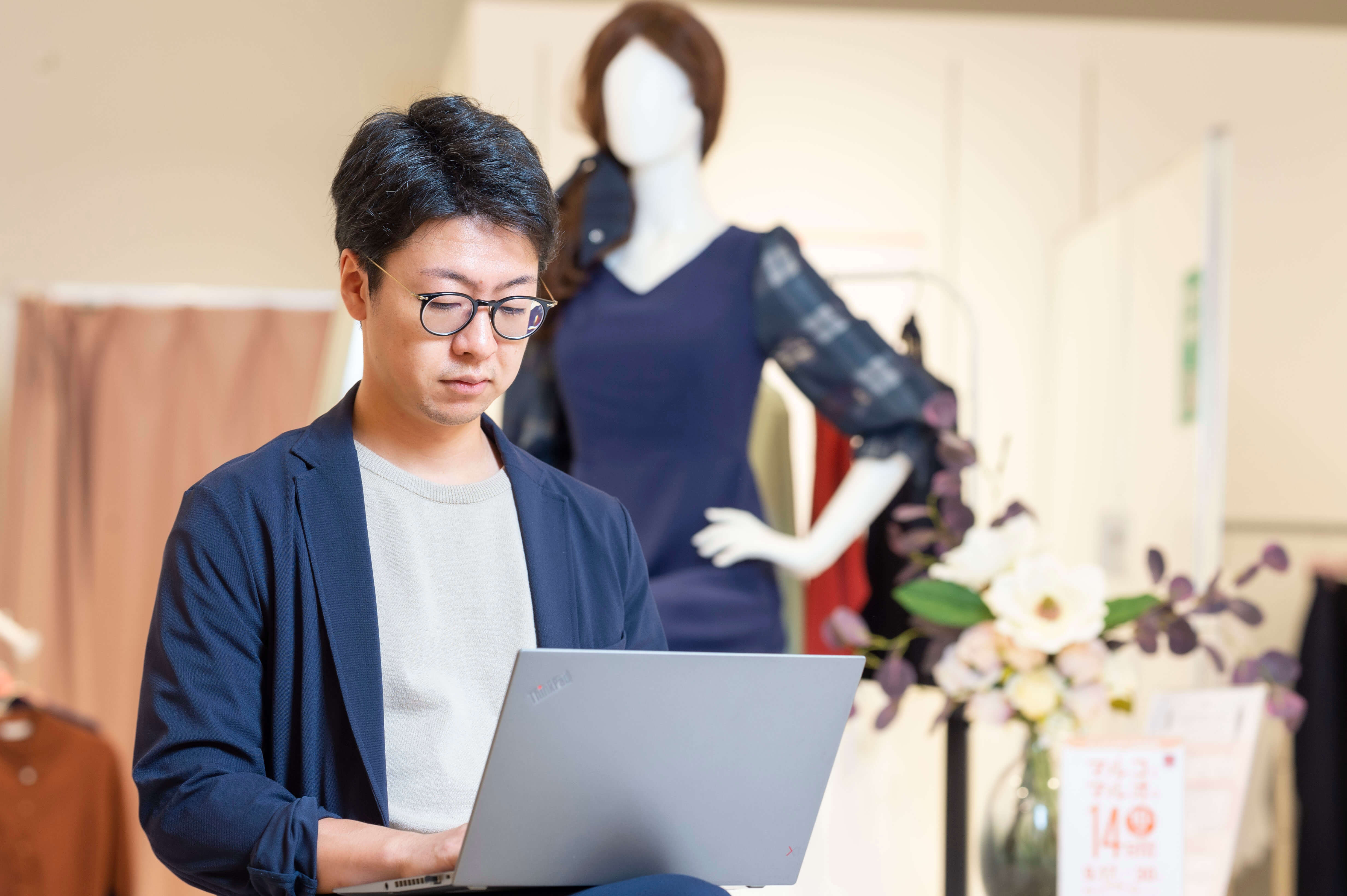 Webマーケター|ファッションD2CブランドのWebマーケをお任せします!のカバー写真
