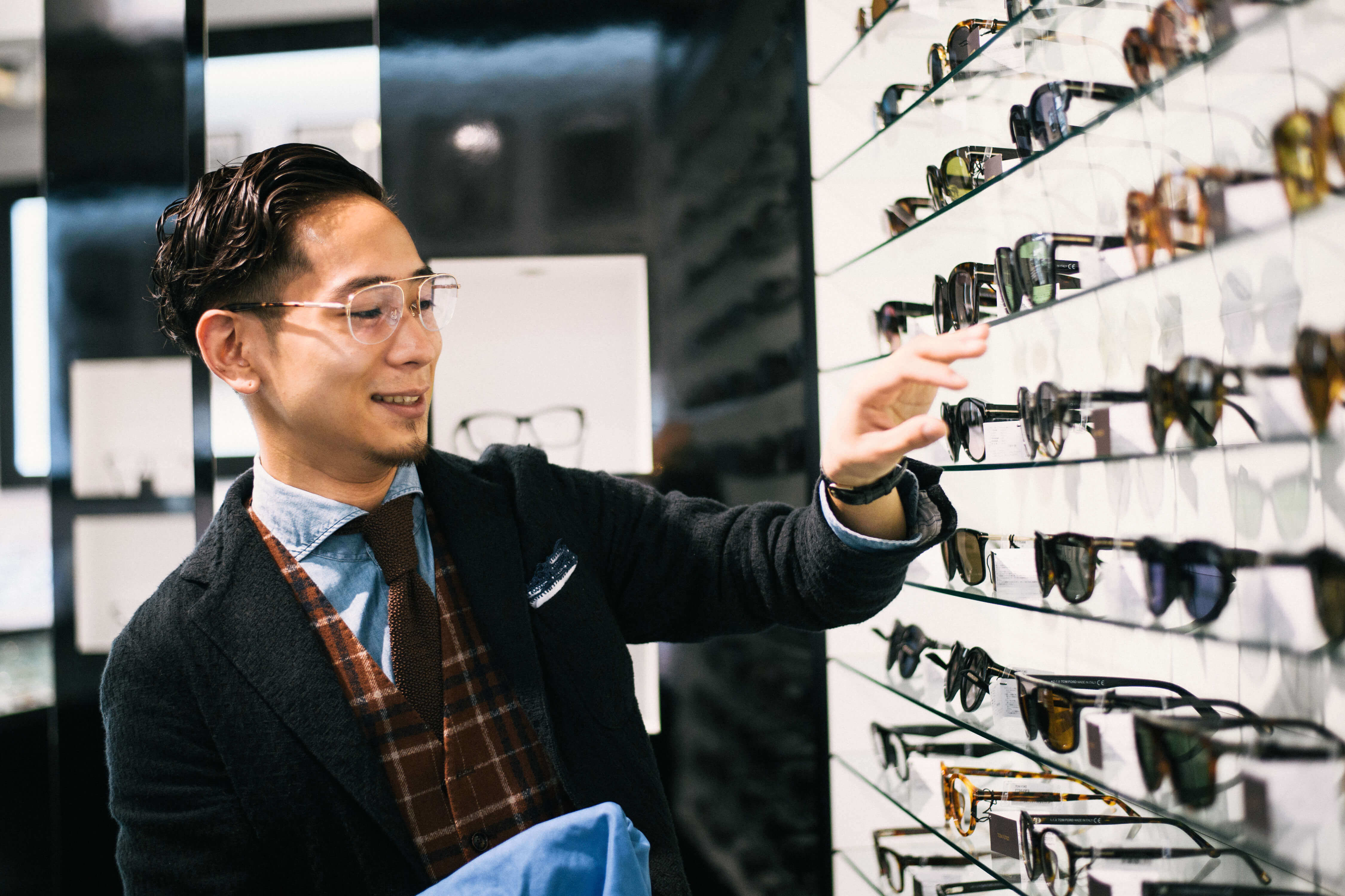 オープニングスタッフ大募集!!FASHION&EYEWEAR EYESTYLEのカバー写真
