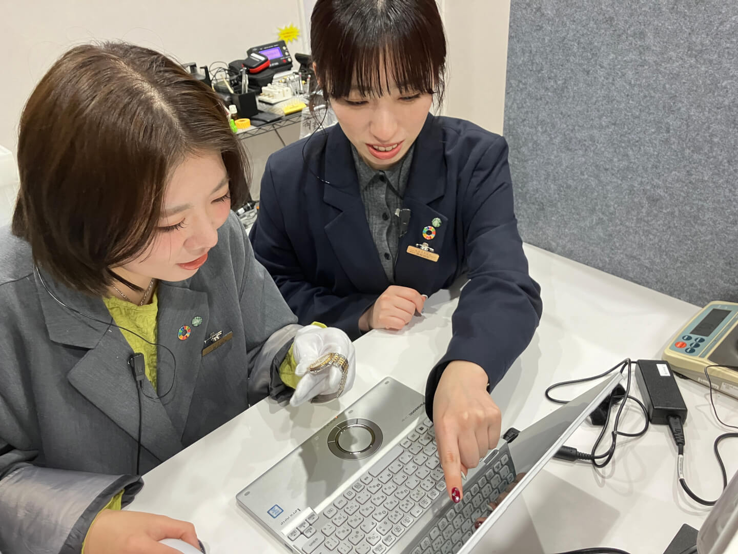 企業のカバー写真