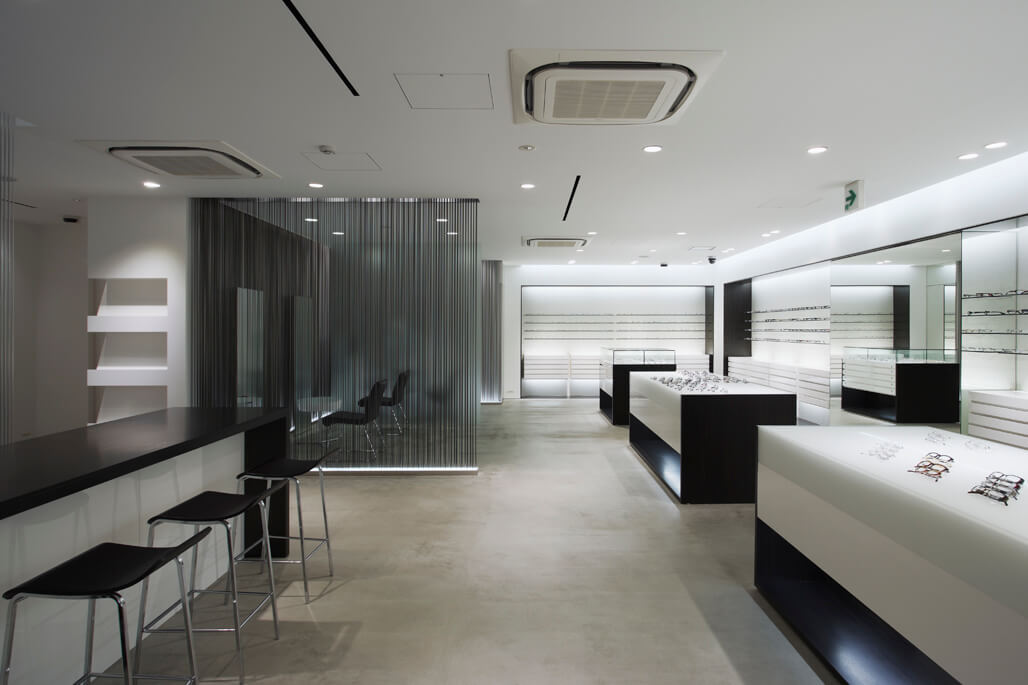 企業のカバー写真