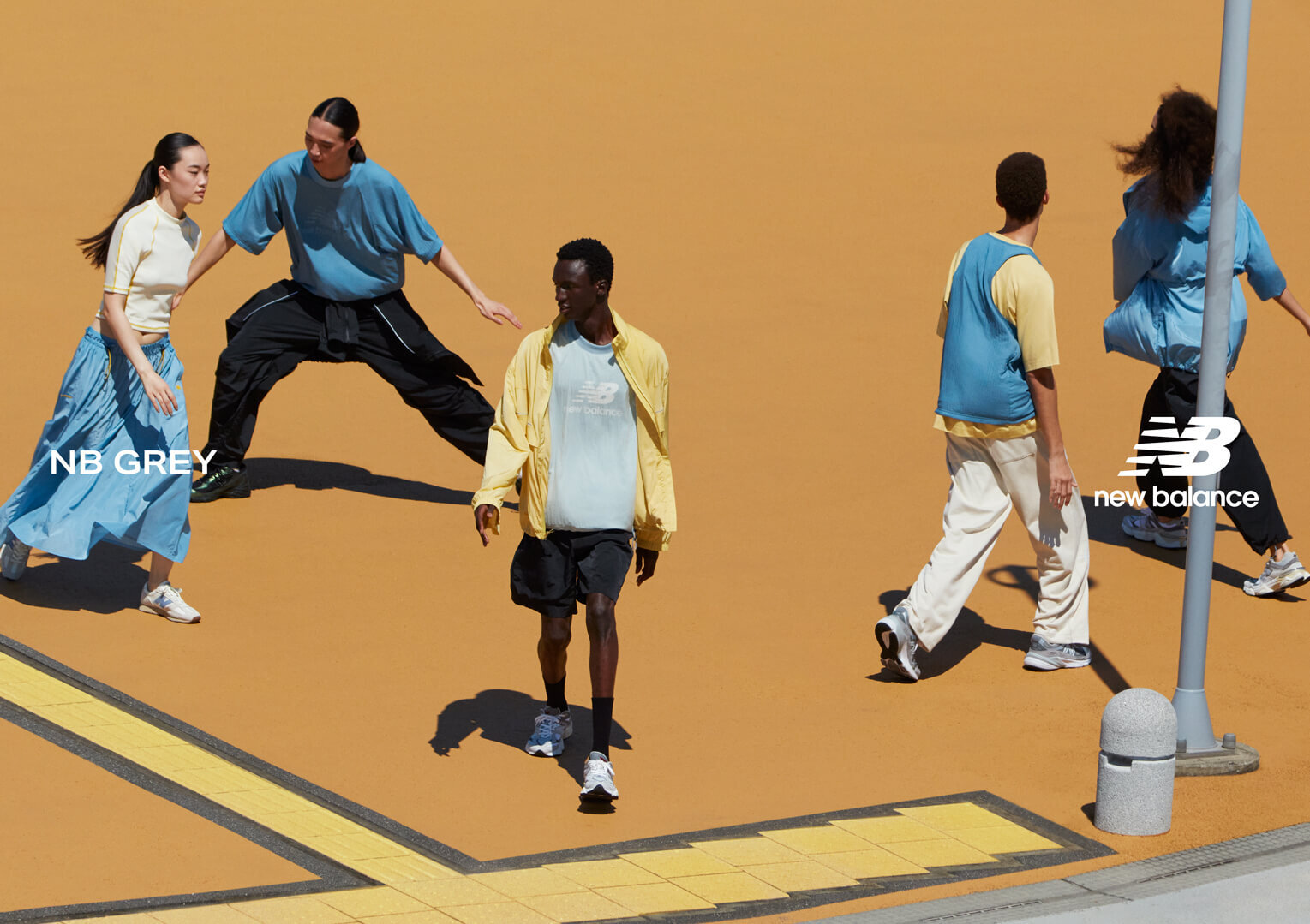 企業のカバー写真