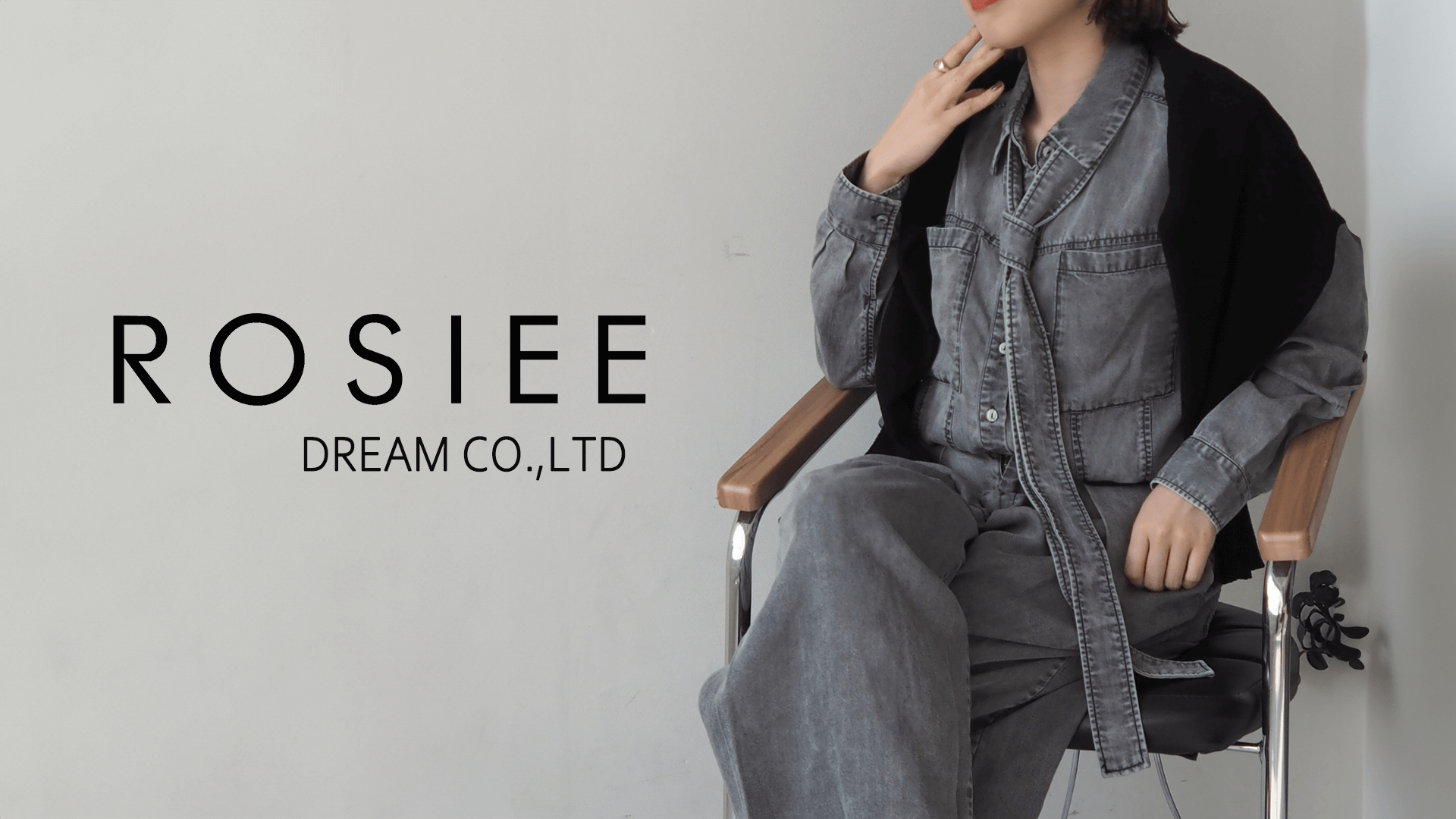 企業のカバー写真