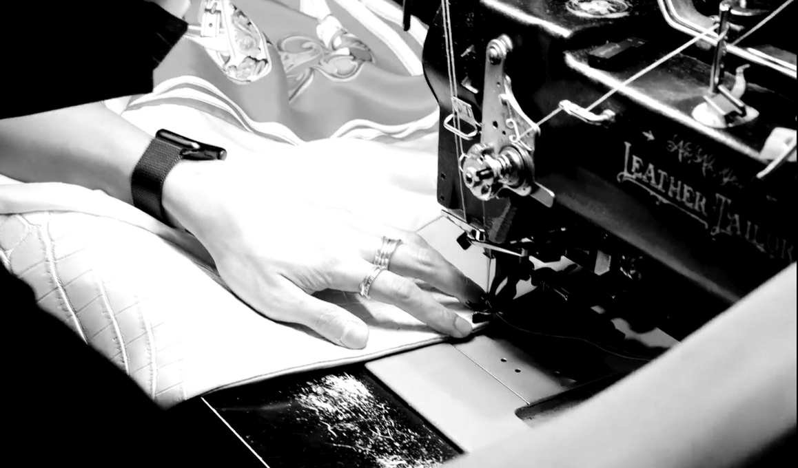 企業のカバー写真