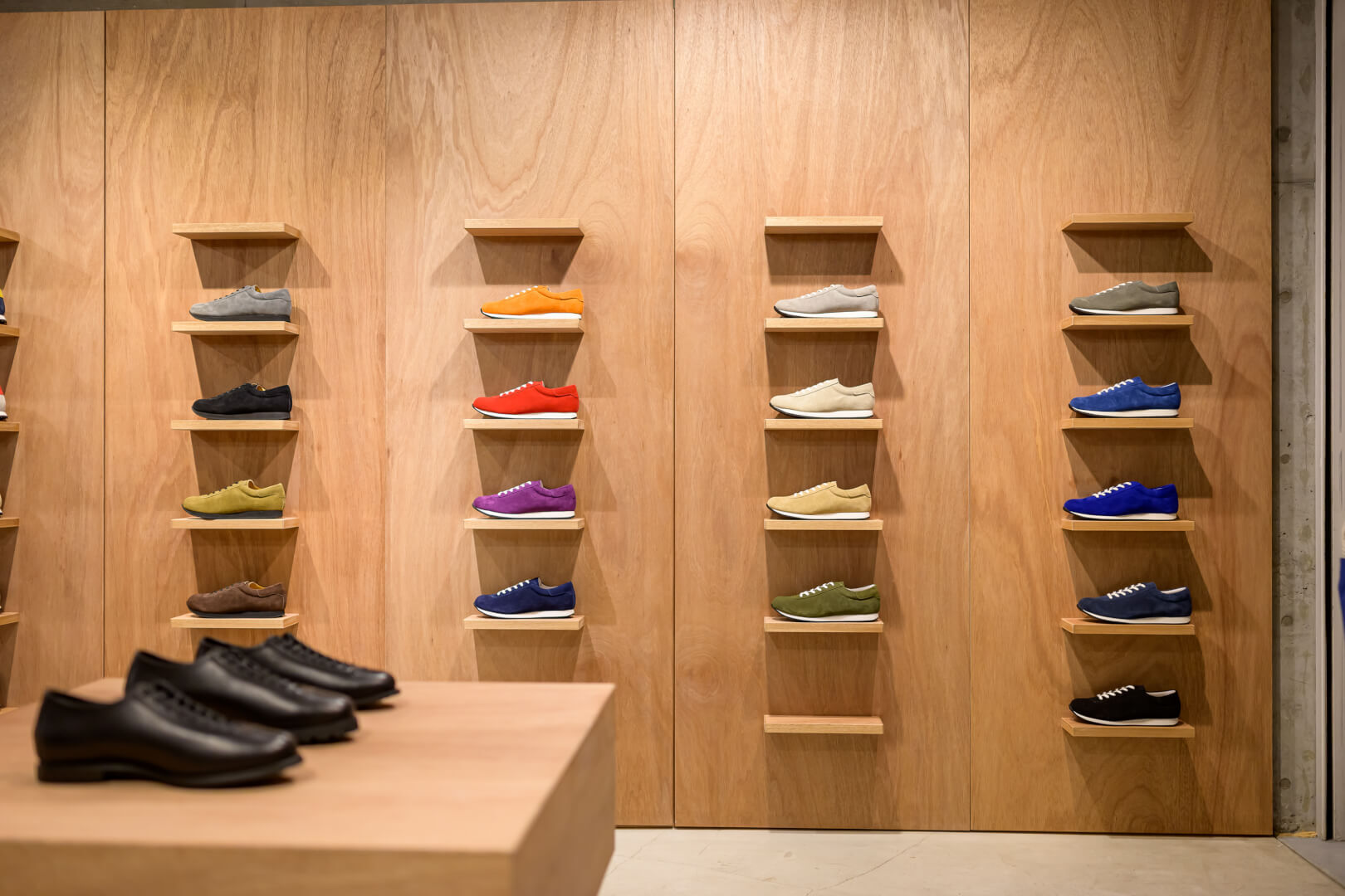 企業のカバー写真