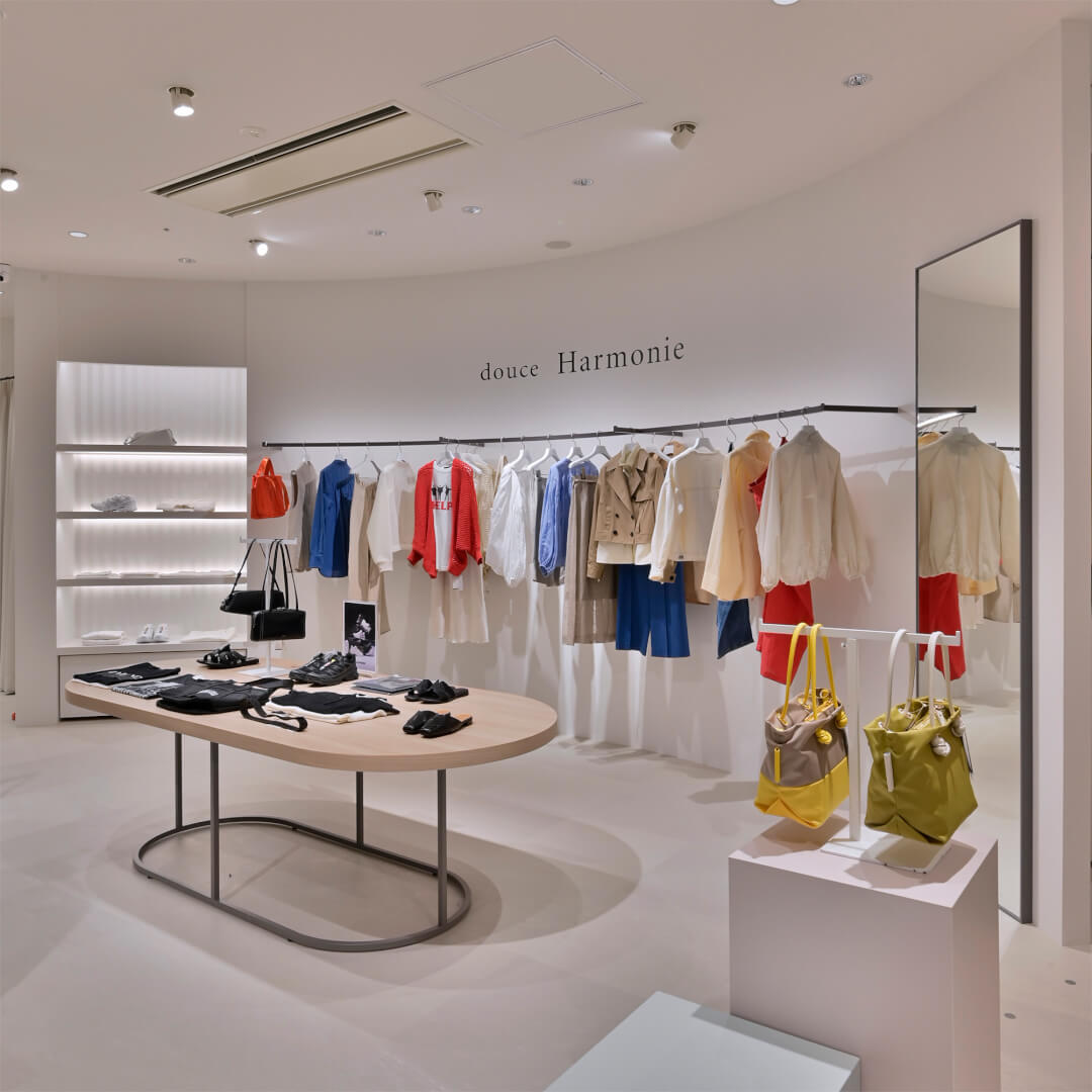 ★特別支給10万円★【高感度セレクトショップ│店長候補】年間休日110日以上