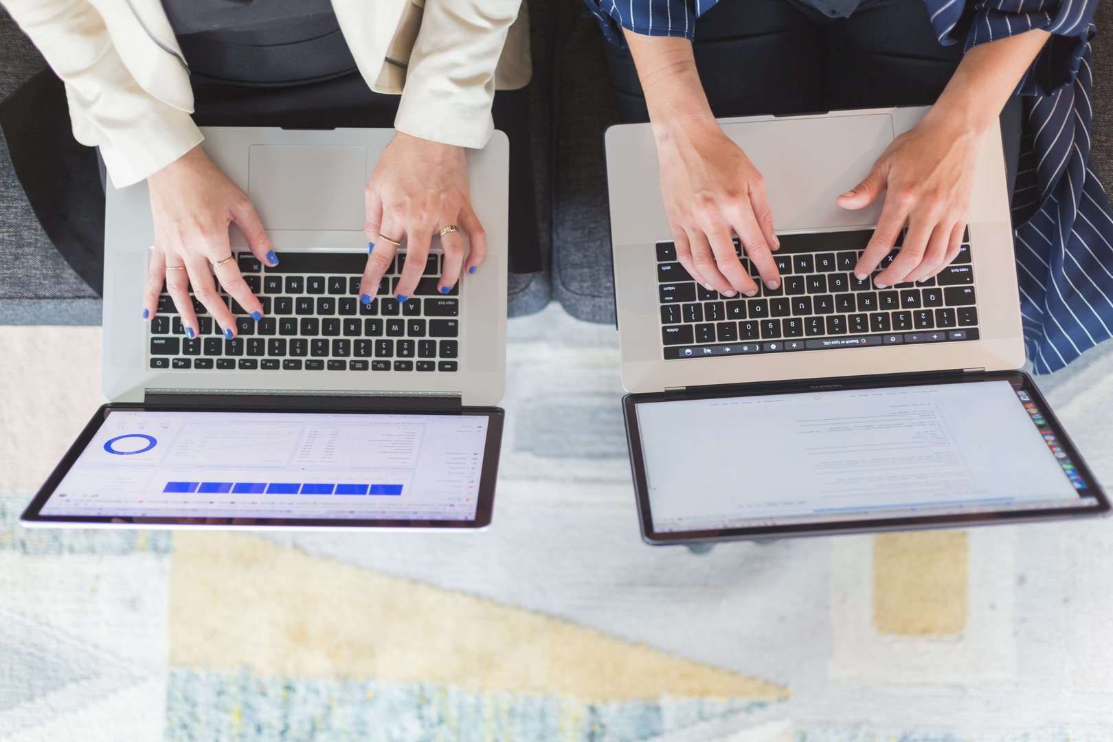 【ECサイト全般をお任せ】有名人D2CアパレルブランドのWEBディレクター募集!のカバー写真