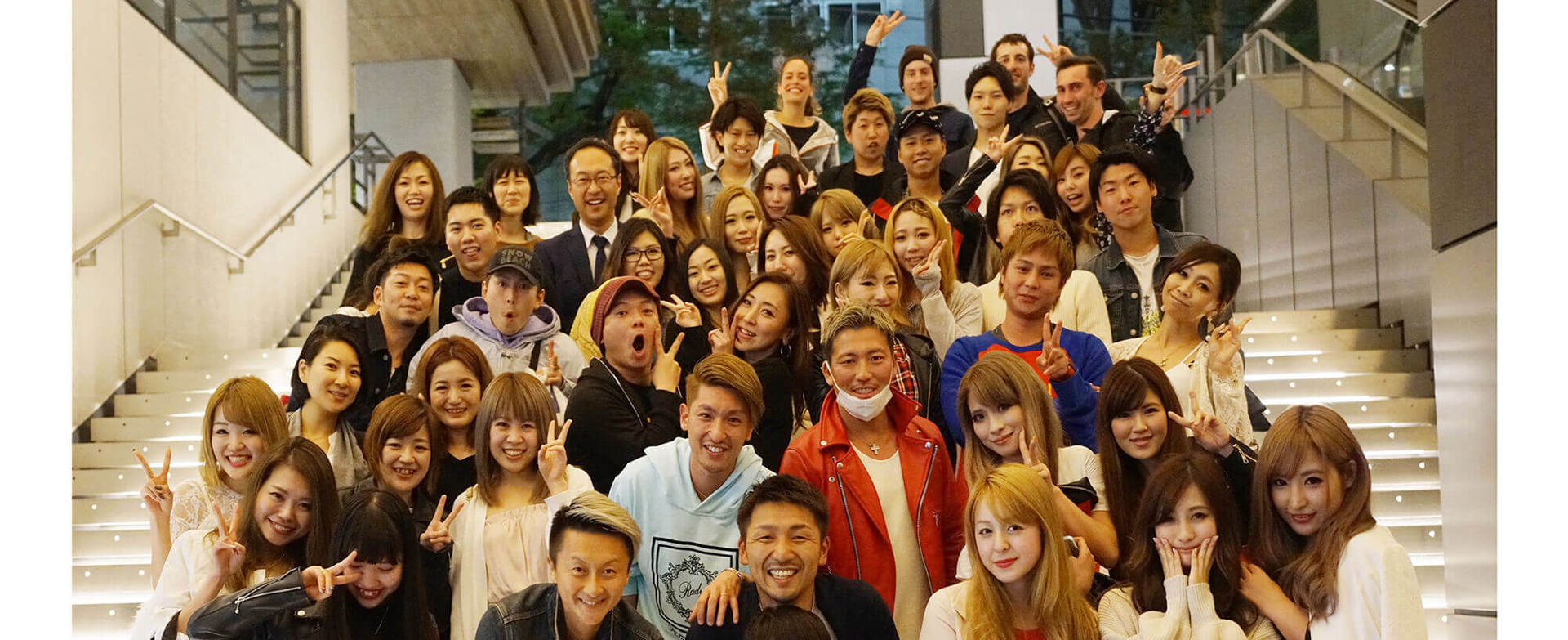 笑いが絶えない現場で一緒に♡ shopスタッフも同時募集中♡のカバー写真