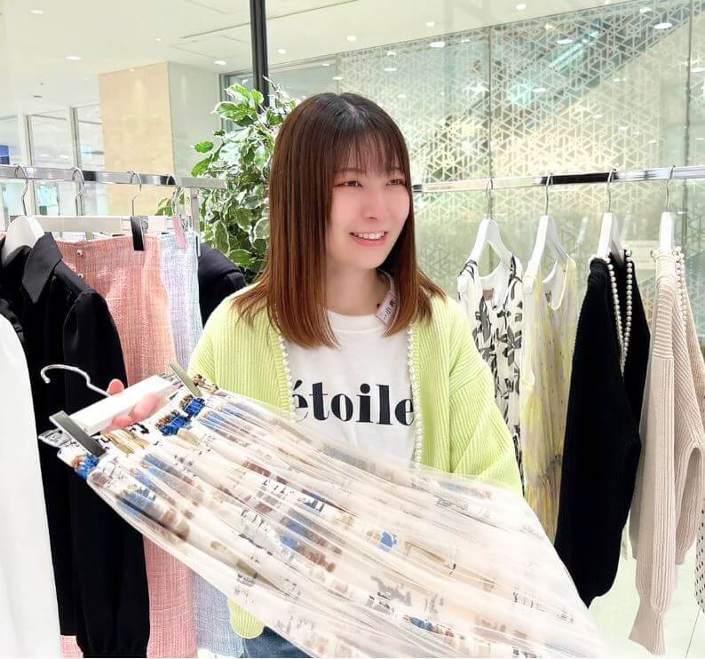 【販売スタッフ】『マギークローゼット』｜経験者募集！｜三井横浜ベイサイド店