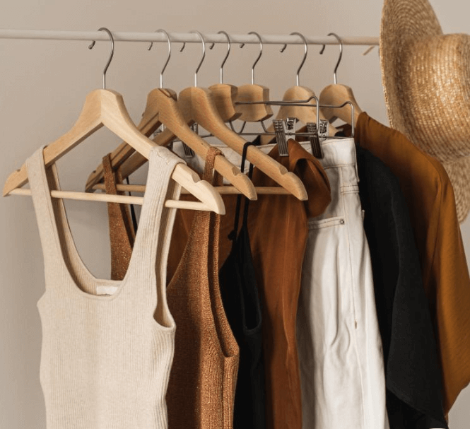 【急募】OEM /ODM レディースデザイナー募集 東京勤務