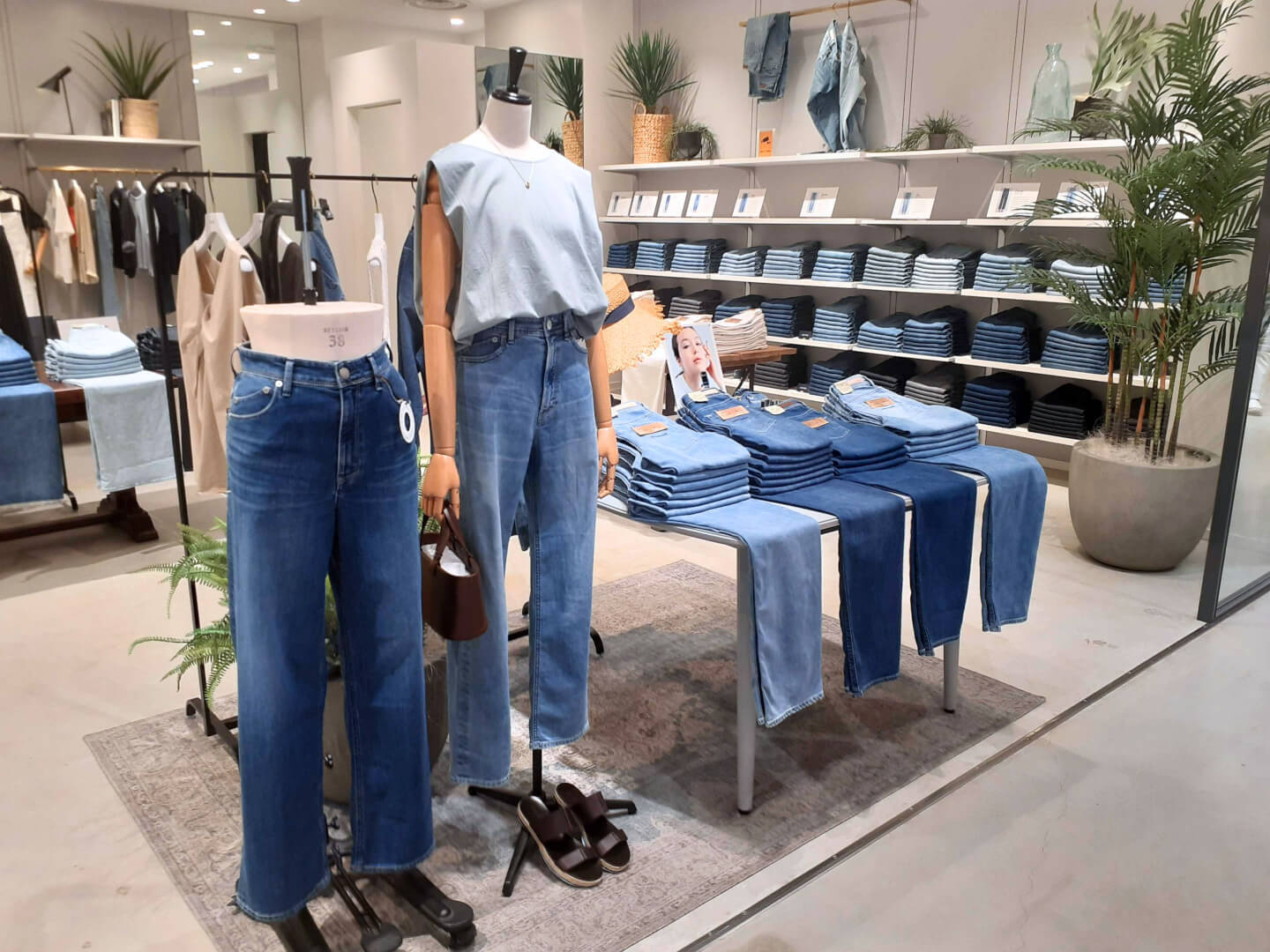 デニムブランド『YANUK』｜*上野店*個人ノルマなし！