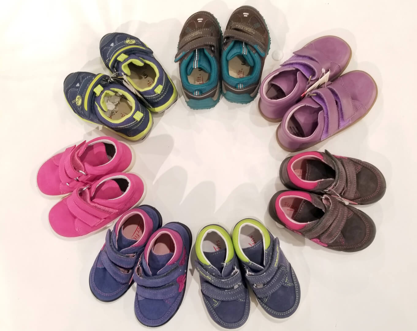 未経験OK｜子どもの未来を守り、ママの安心を届ける高機能子供靴コンシェルジュ