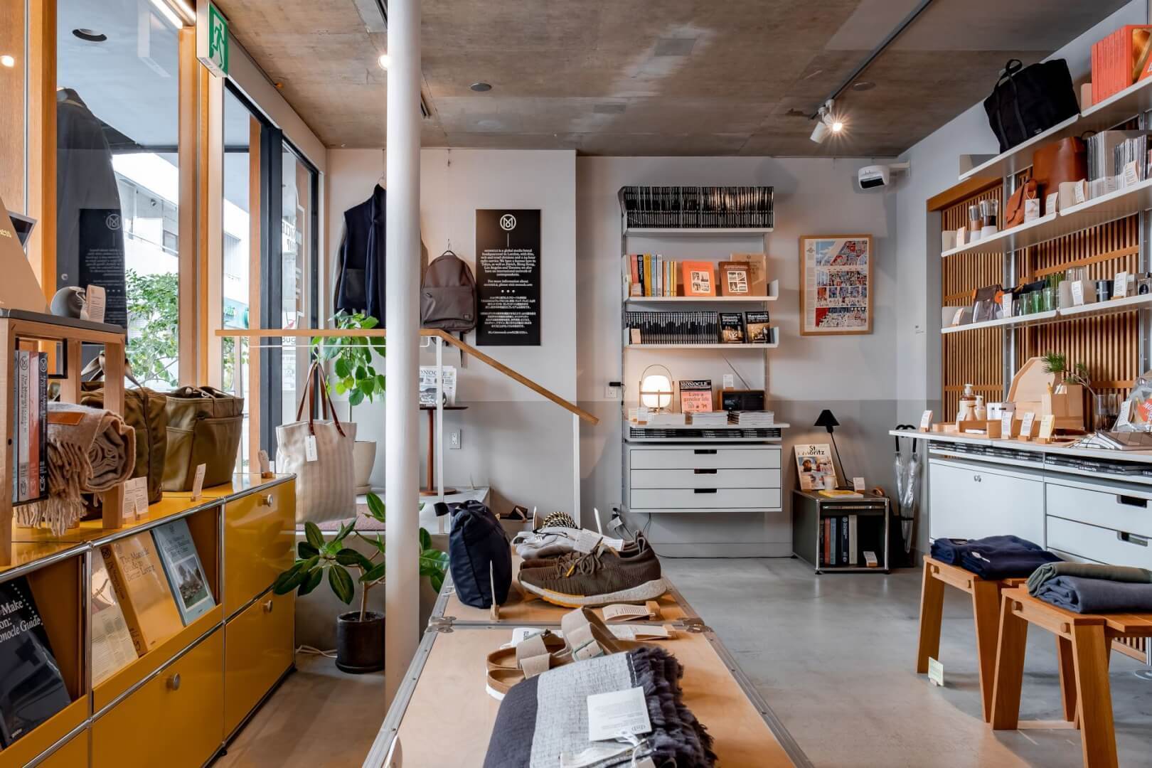 MONOCLE SHOP TOKYO / 店舗販売スタッフ募集！