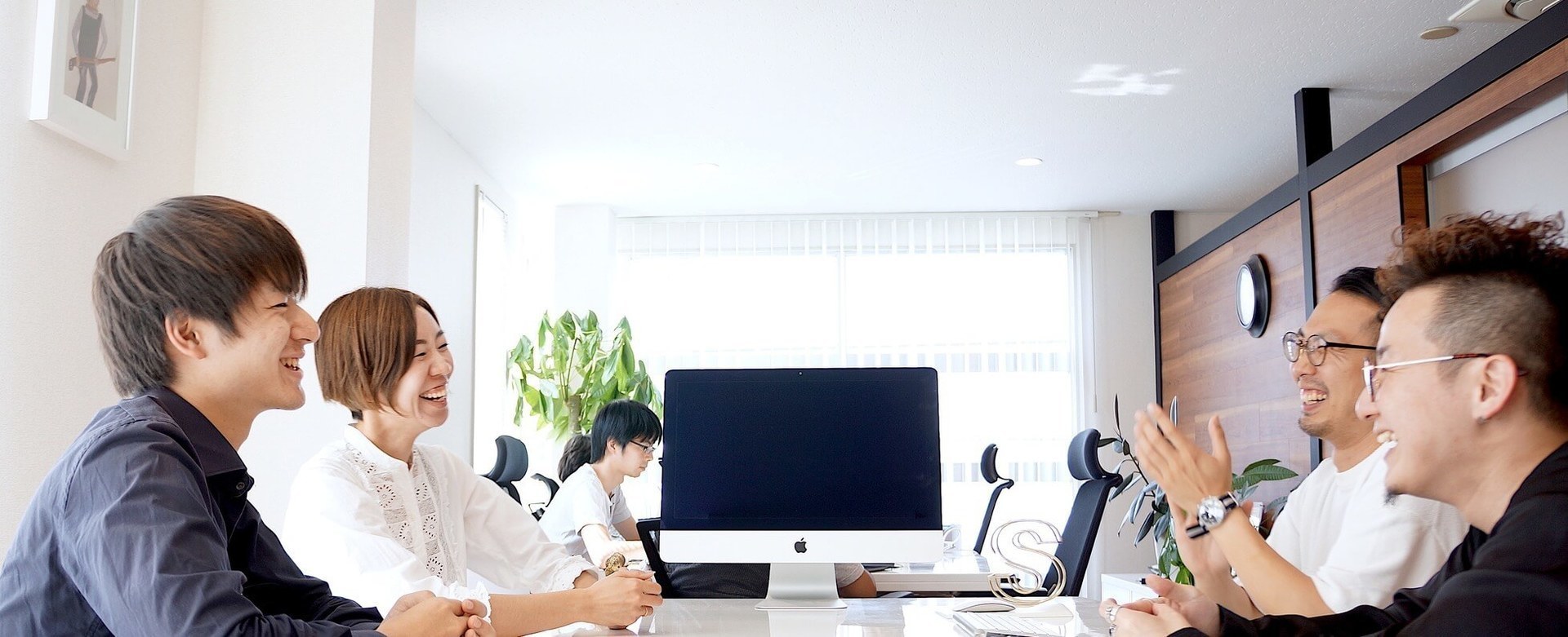 エンジニア増員募集<国内初の縫製事業の新流通プラットフォーム>のカバー写真