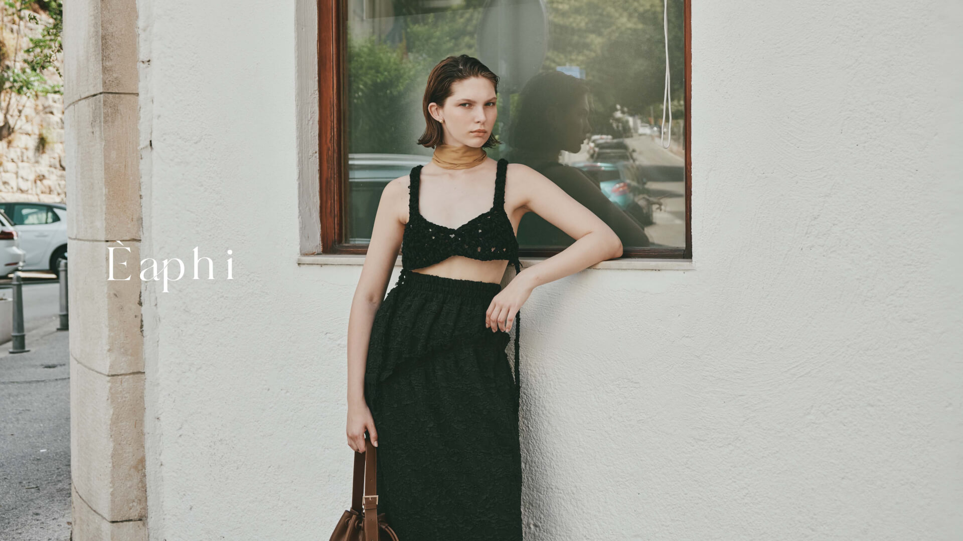 【Èaphi】世界観を作る | アパレルEC | 布帛デザイナー募集！