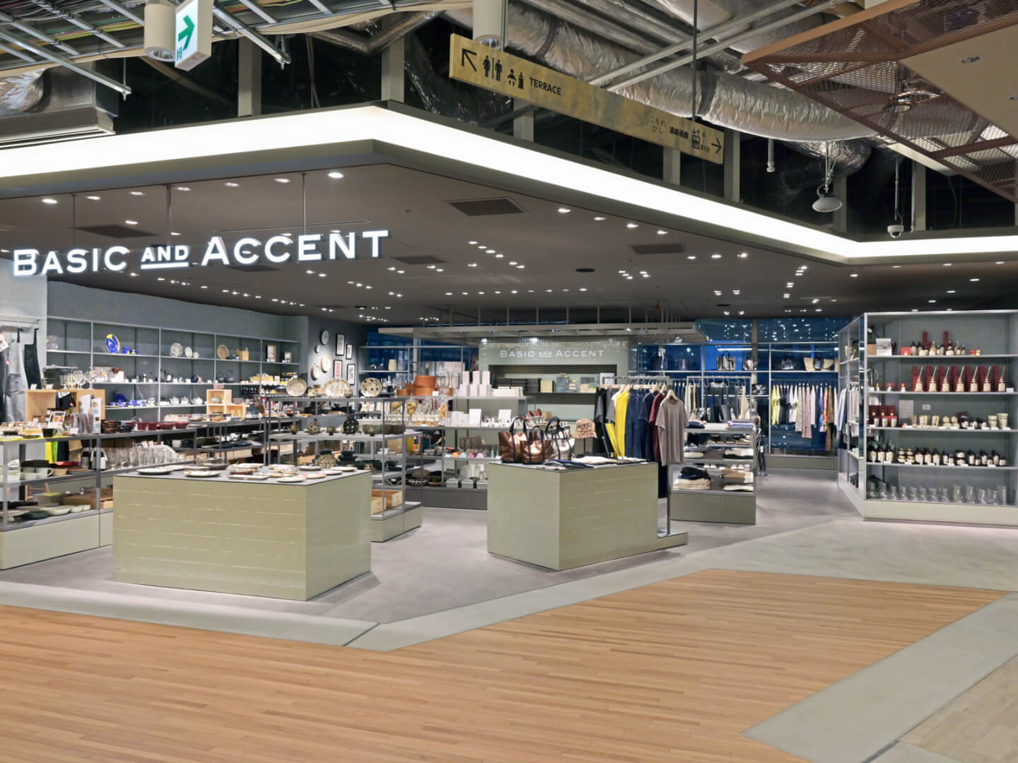 【契約社員】BASIC AND ACCENT 高輪／販売スタッフ募集