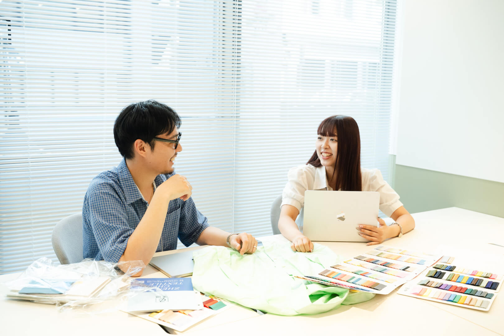 急成長アパレルD2Cでブランド立ち上げに挑戦！インフルエンサーマーケ担当者募集！