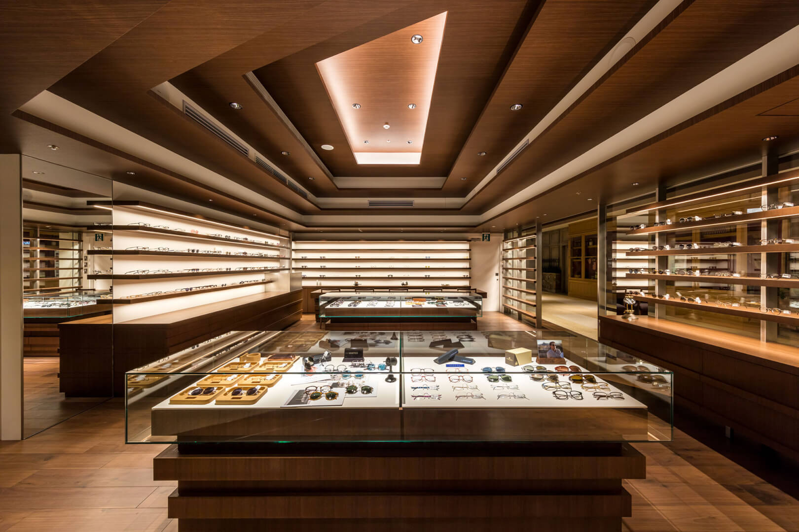 【27卒本選考】『EYEVAN』月給30万！ものづくりに興味があるあなたへ！