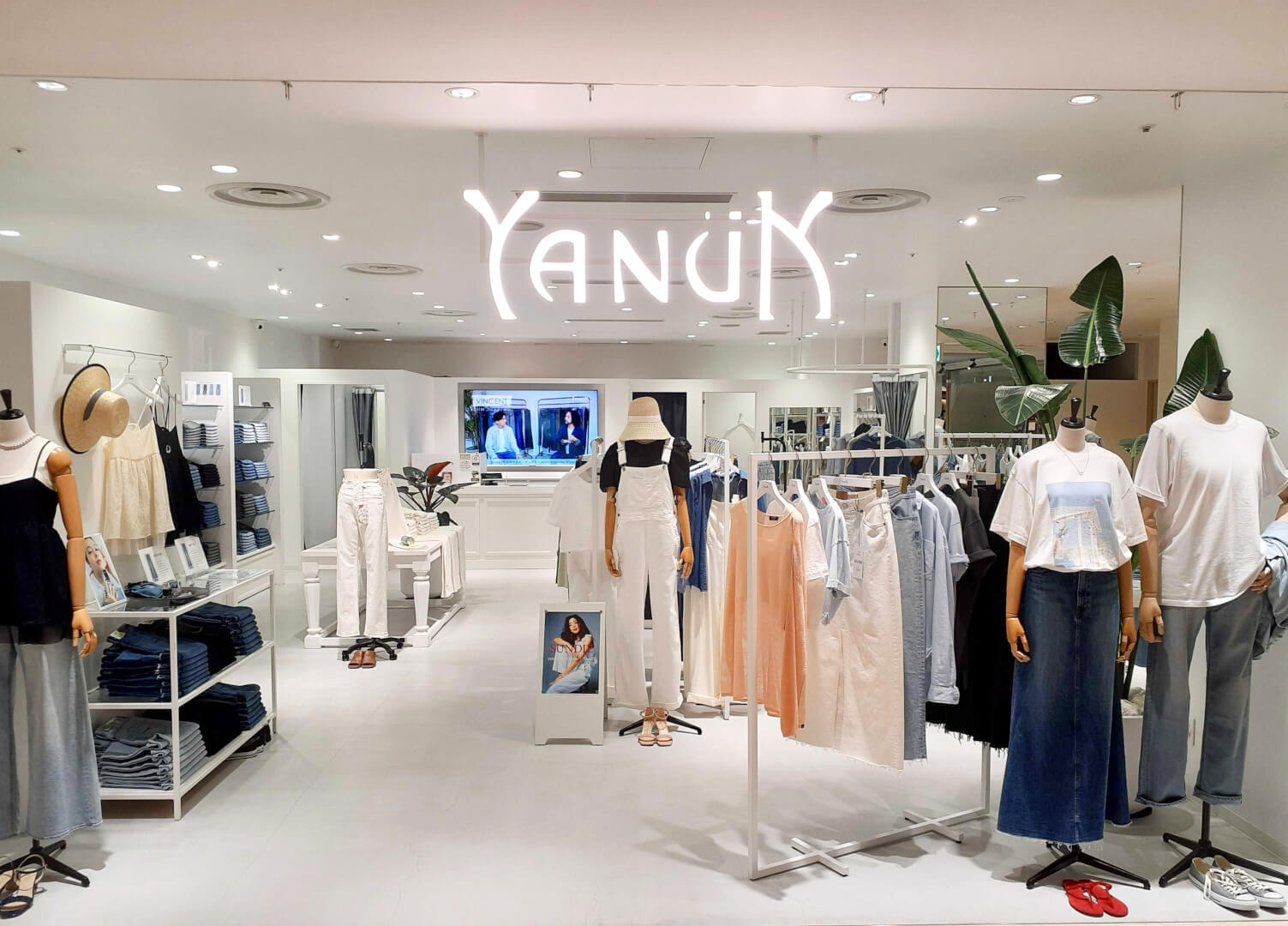 【販売スタッフ】デニムブランド『YANUK』｜*二子玉川店* 個人ノルマなし！