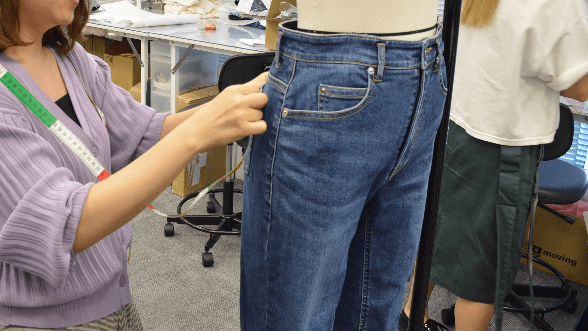 レディースブランドのデザイナーを募集しますのカバー写真
