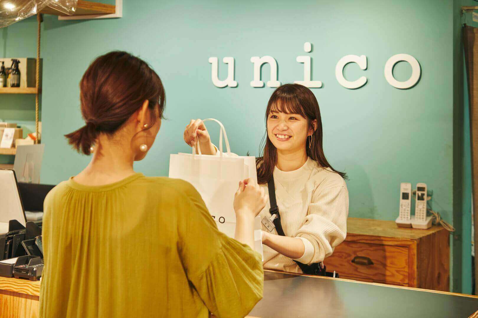インテリアショップ【unicoつくば】の販売スタッフのカバー写真