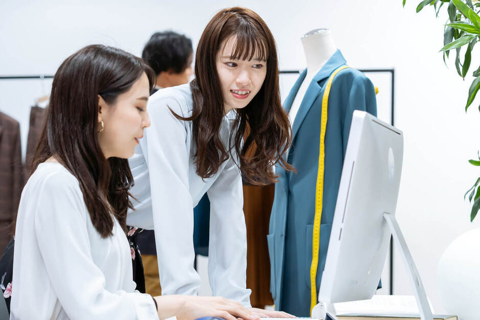 【スタイリストマネージャー】ファッションスタイリストの管理・事業運営のカバー写真