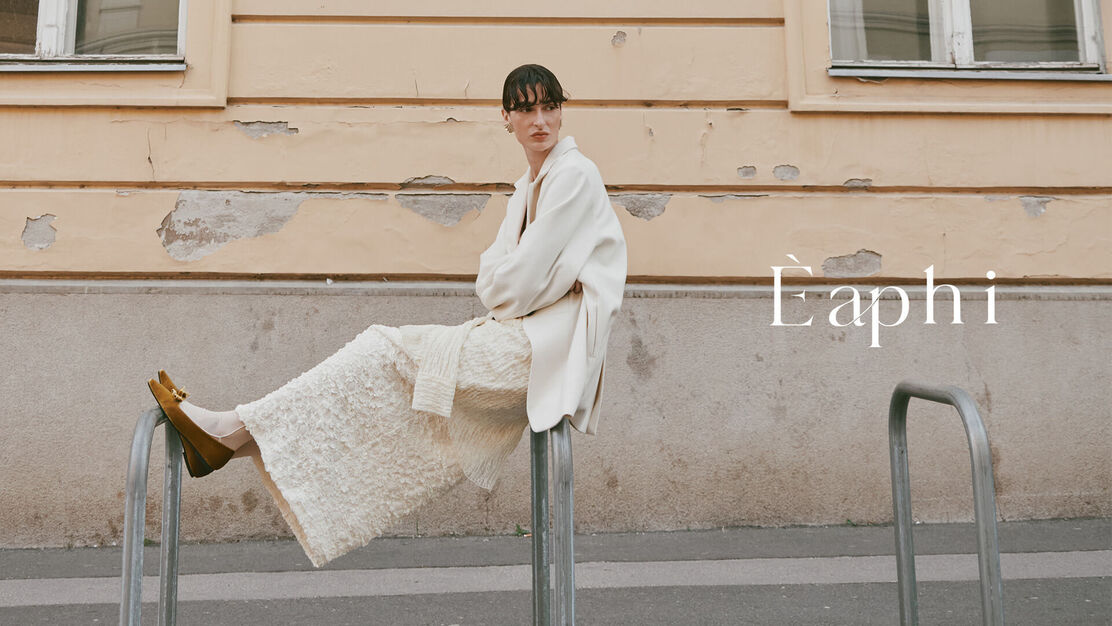 アパレルブランド Èaphi｜CS/バックオフィス担当募集（短期）のカバー写真