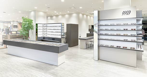 神戸阪急店｜国産アイウェアブランドの販売スタッフのカバー写真