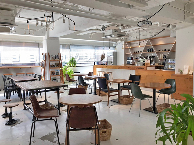 【カフェ】「Life's (TODAYFUL) 」カフェスタッフ｜大阪 堀江のカバー写真