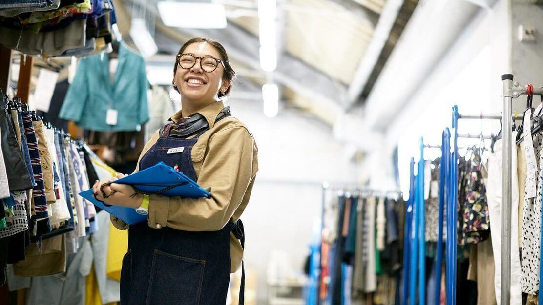 【正社員】ECサイト運営スタッフ募集＼ブランド古着RAGTAG倉庫で働こう！／のカバー写真