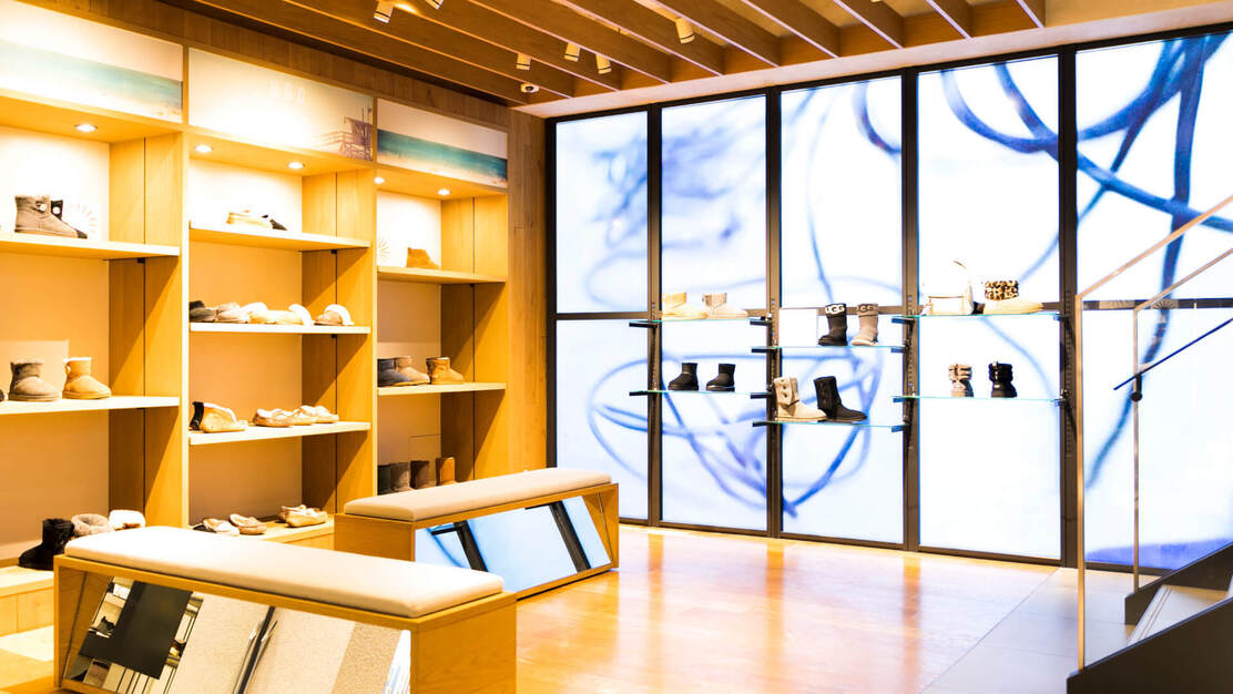 【販売】UGGの温もりは、靴だけじゃない。仲間と一緒にお店づくりを。／銀座のカバー写真