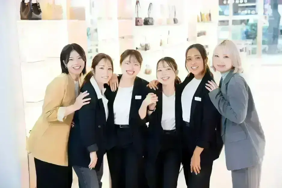 4月下旬オープン！CHARLES & KEITH｜ ららぽーと横浜店｜週3日~のカバー写真