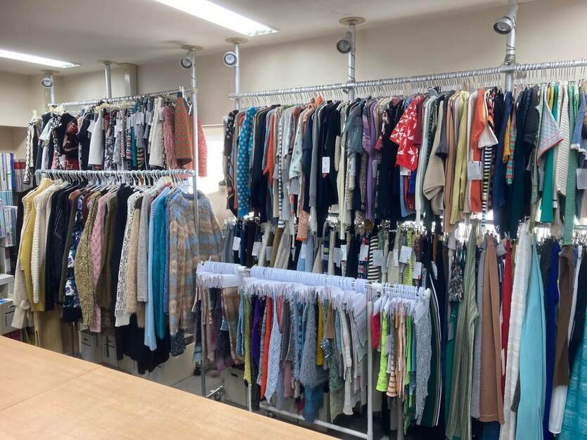 【企画・営業・生産業務】ニットOEM企業で活躍してくれる方募集！｜南青山のカバー写真