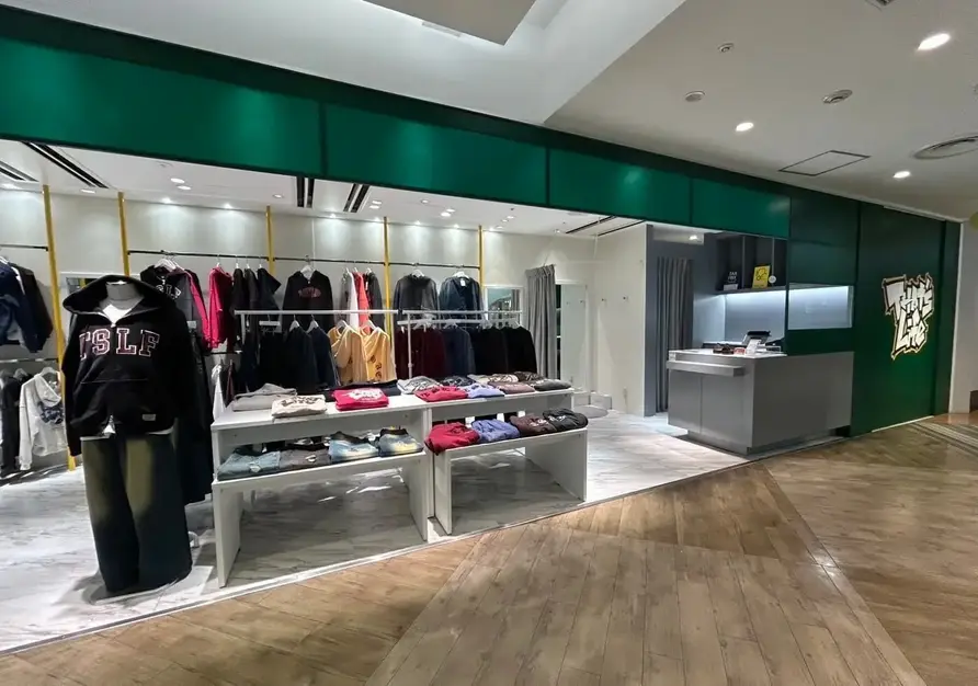 【新宿】That’s life 新宿ルミネエスト店 販売スタッフのカバー写真