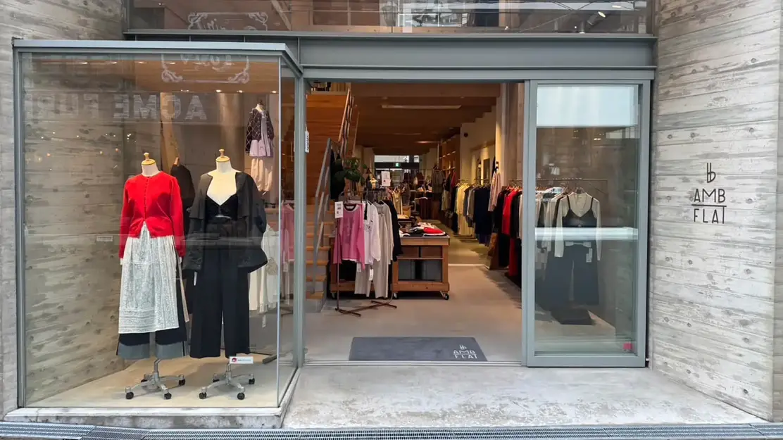 【販売・大阪】FLAT AMB アルバイト！/昇給あり/未経験歓迎のカバー写真