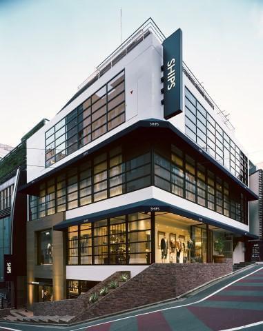 渋谷店／販売スタッフ／未経験からのチャレンジ歓迎◎／福利厚生が充実☆のカバー写真