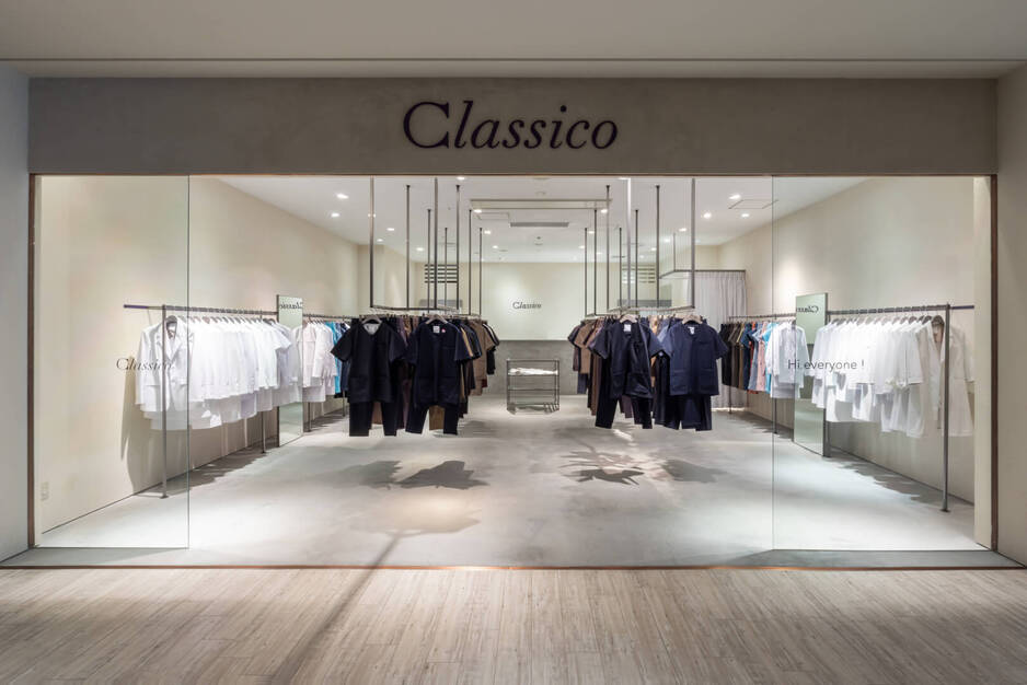 【販売接客】大阪梅田駅簡単アクセス！高級医療アパレル販売/ノルマ無しのカバー写真