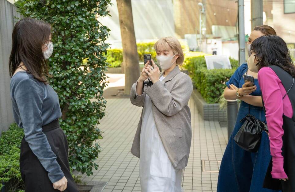 【プレス担当】アルバイト|SNS運用、PR 撮影、リース業務など◆未経験OK◆のカバー写真