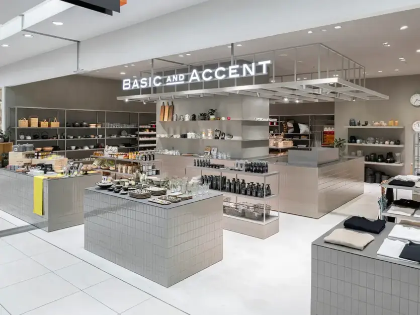 【契約社員】生活雑貨の販売／BASIC AND ACCENT札幌ステラプレイスのカバー写真