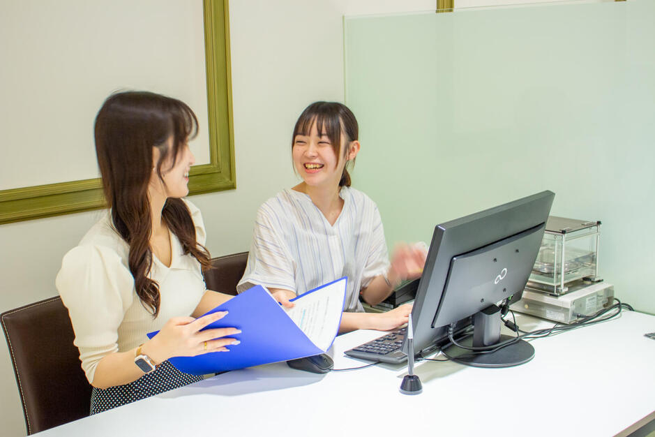  【未経験大歓迎】商品管理事務募集◎高級ブランド品のバックオフィスのお仕事♪のカバー写真