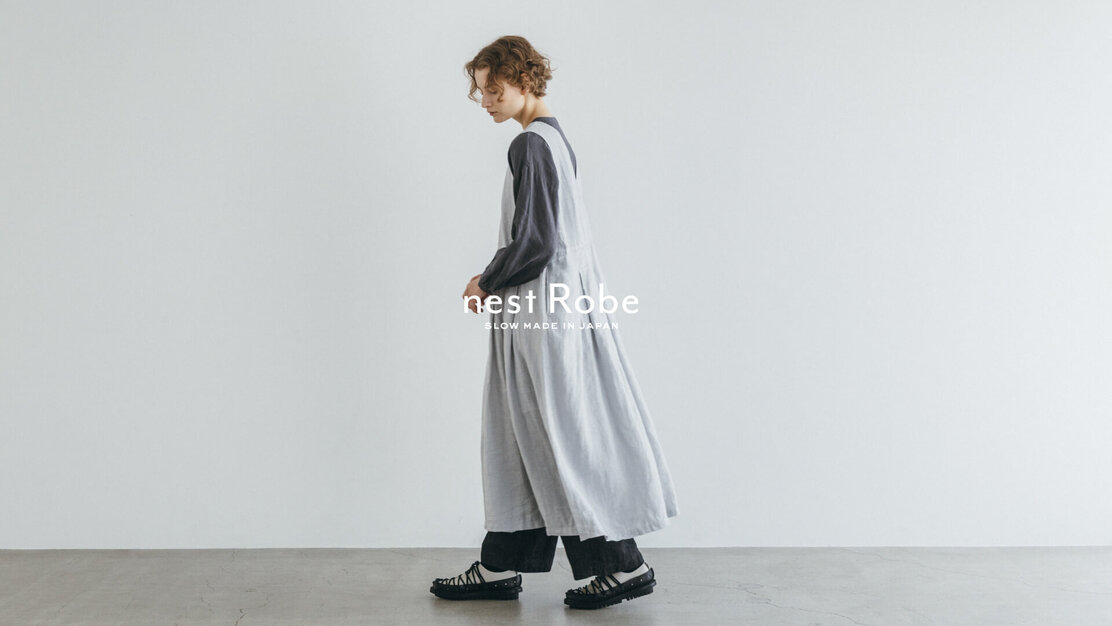 【販売｜正社員｜表参道】nest Robe｜駅近の路面店｜残業少｜賞与年2回のカバー写真