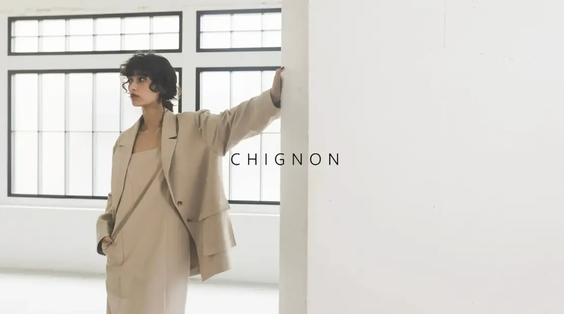 【MD／ブランドディレクター】レディースアパレルブランド『CHIGNON』　のカバー写真