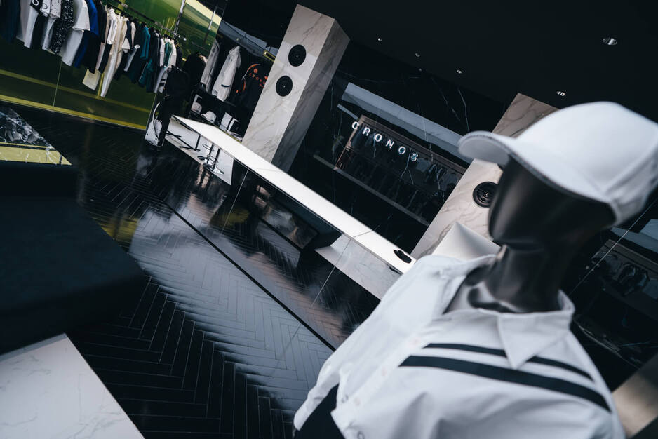 【Openメンバー】CRONOS最大規模の大阪旗艦店！フィットネスアパレルの販売のカバー写真