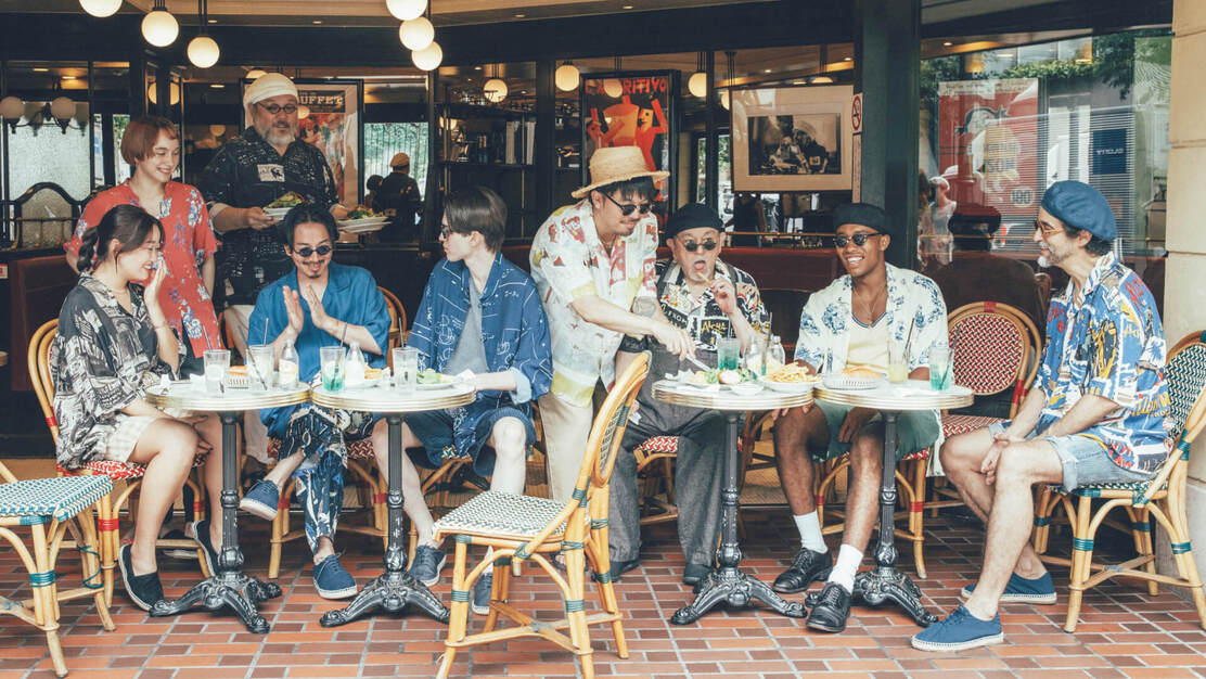 【販売職（直営店）】のカバー写真