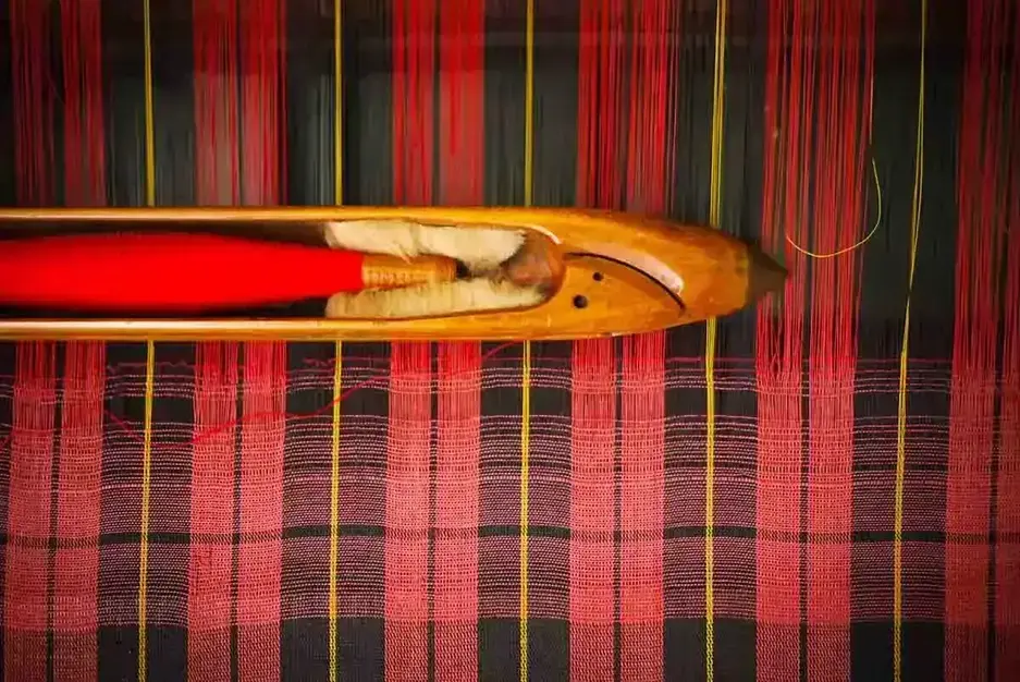 年休122日◆完休2日◆アパレル  テキスタイル企画のカバー写真