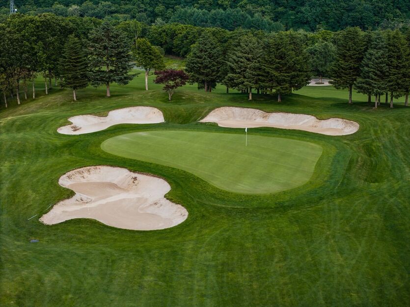 幹部候補｜都内ゴルフショップのアパレル担当のカバー写真