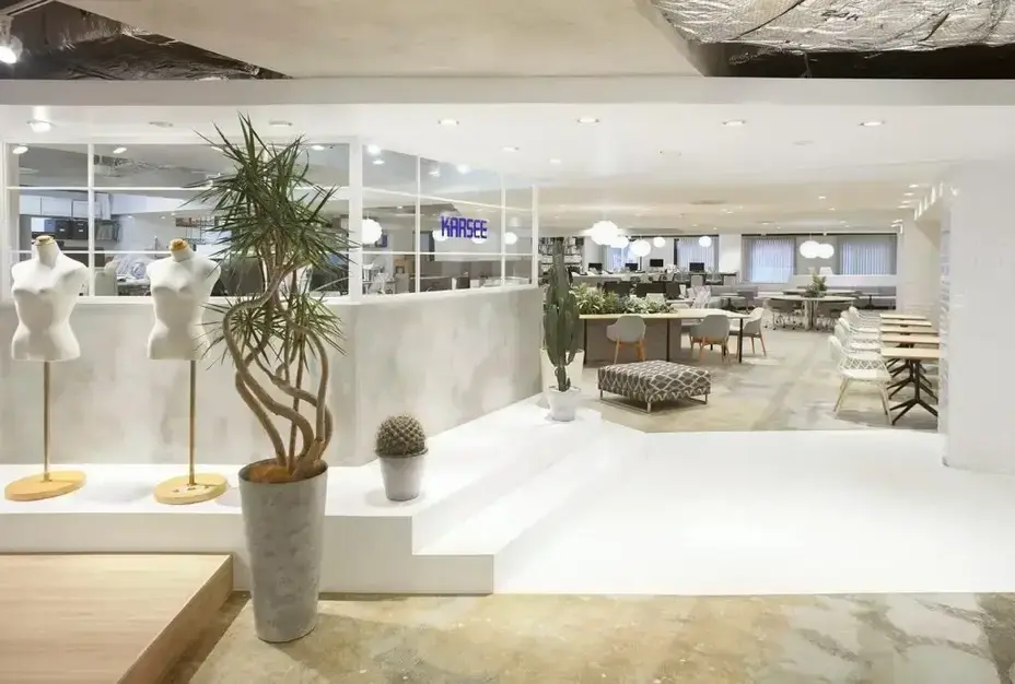 【法人営業職】ユニフォームブランドを展開するグローバル企業（福岡）のカバー写真