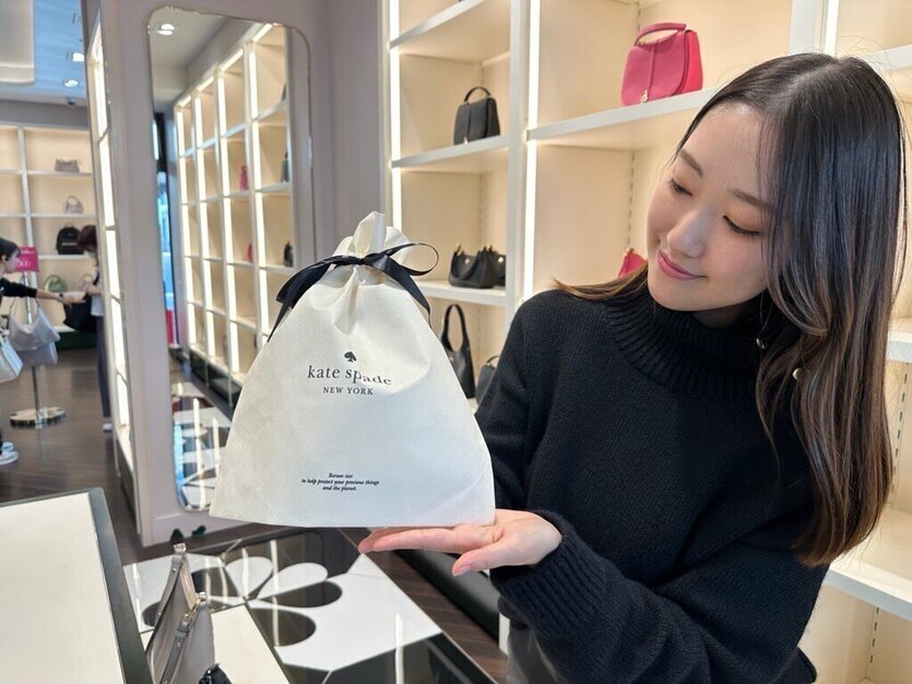 【新卒】【kate spade】スタイリスト（販売スタッフ）【全国採用社員】のカバー写真