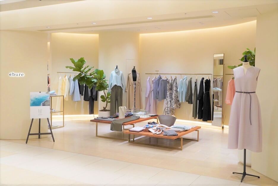 ＜梅田エリア＞ebure 販売スタッフ！育産休取得90％／年間休日118日のカバー写真