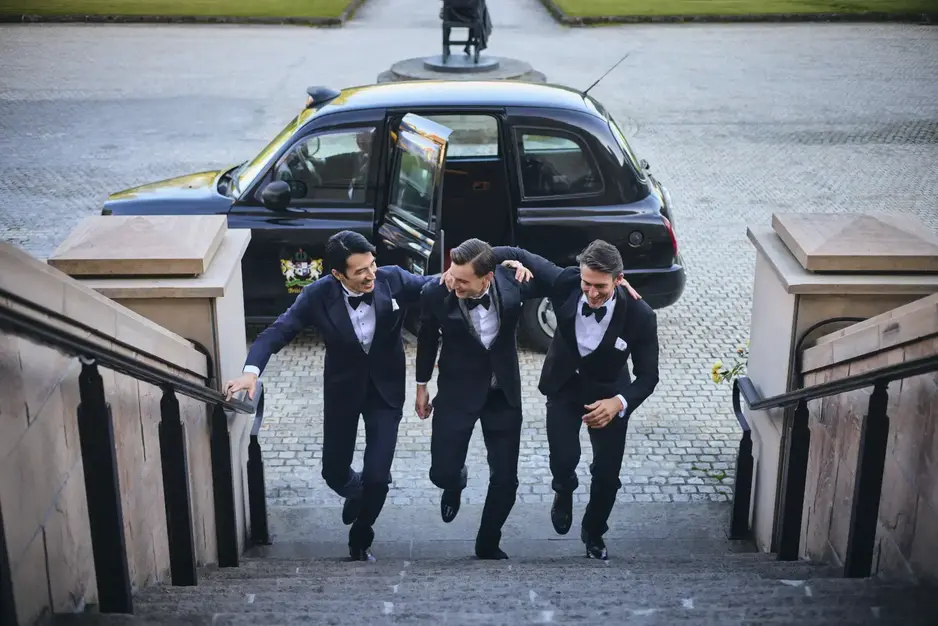 【27卒向け】誰かの記憶に残る一瞬を創る　フォーマルタキシード販売・スタイリングのカバー写真